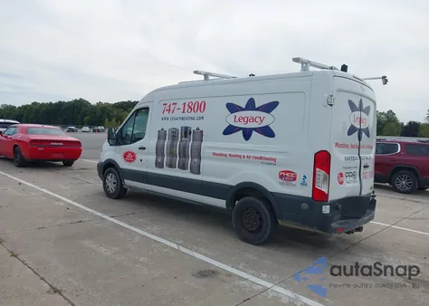 2016 Ford Transit-250 z USA, uszkodzony, nr VIN 1FTYR2CM3GKA49212